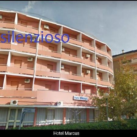 Hotel Marcus Cesenatico Zewnętrze zdjęcie